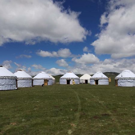 Hotel Yurt Camp Muras In Song Kol Lake Kochkor Exterior foto